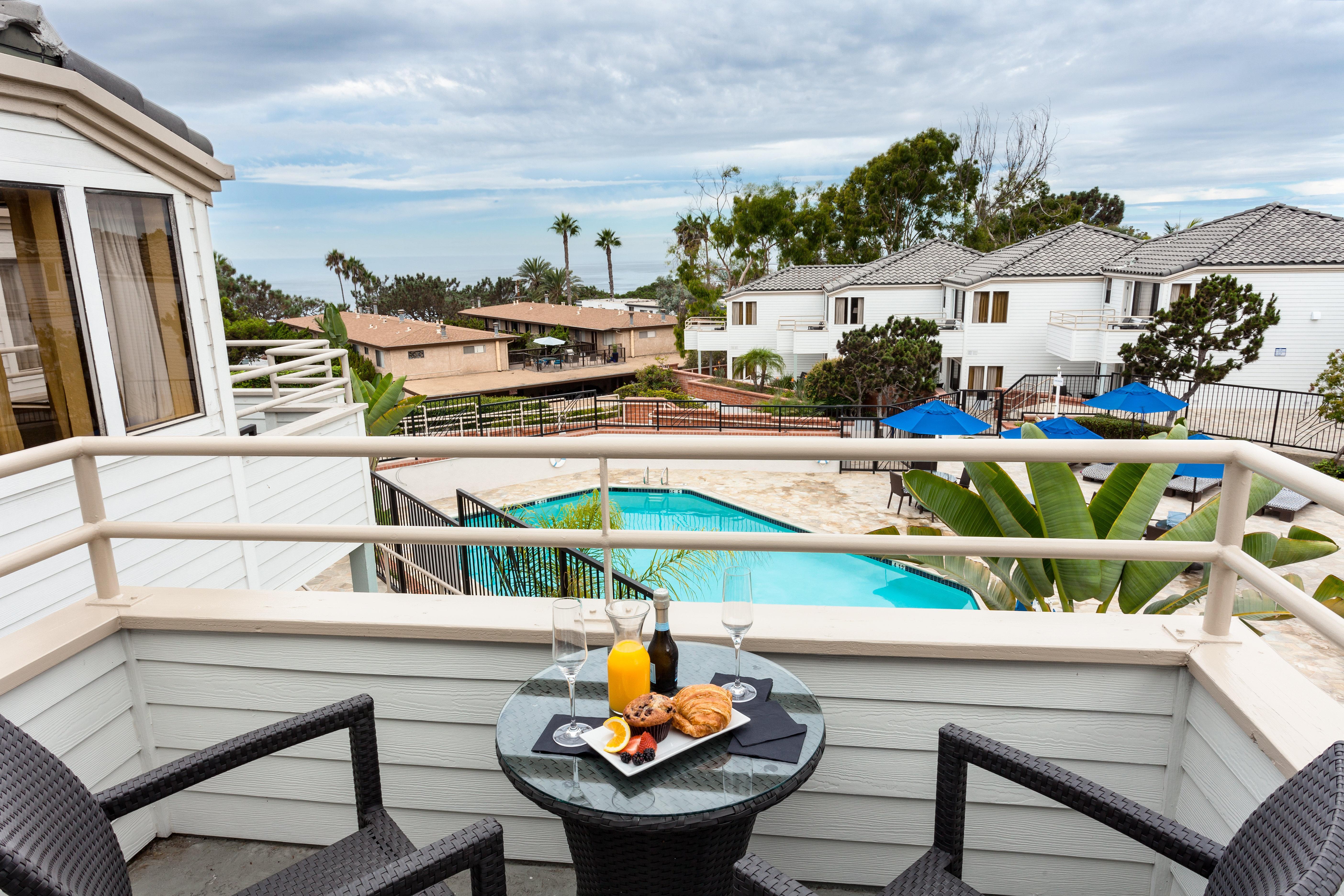 Hotel Indigo San Diego Del Mar By Ihg Exterior photo