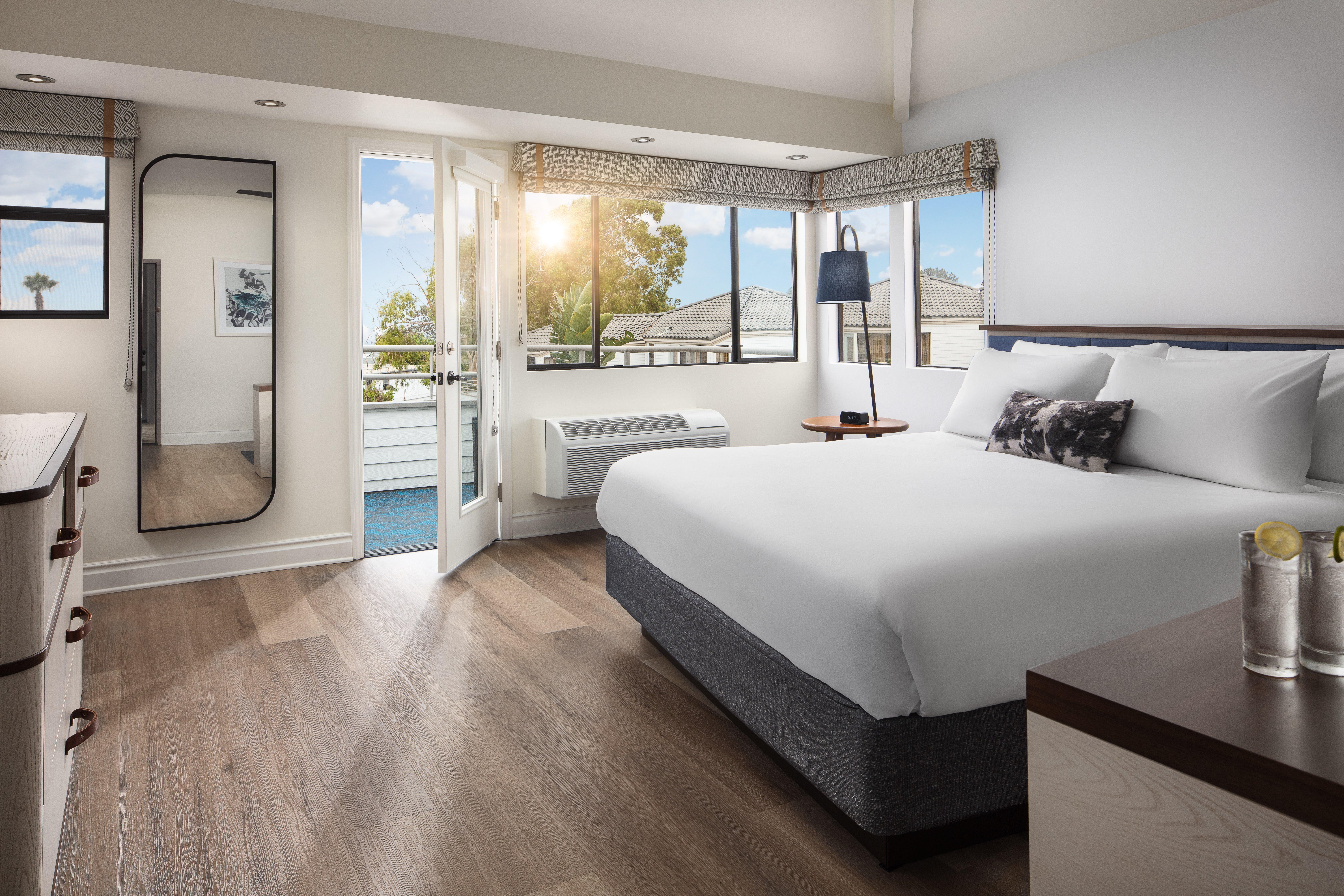 Hotel Indigo San Diego Del Mar By Ihg Exterior photo